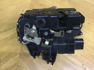 bontott AUDI A6 C5 Jobb hátsó Ajtózár