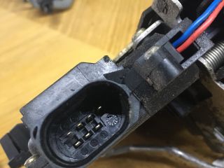 bontott AUDI A6 C5 Jobb hátsó Ajtózár