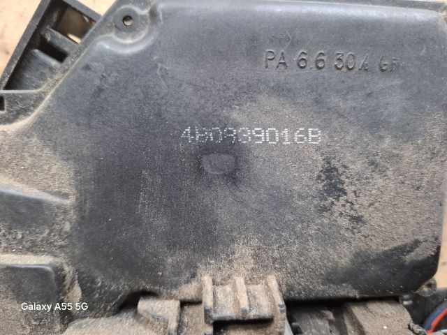 bontott AUDI A6 C5 Jobb hátsó Ajtózár