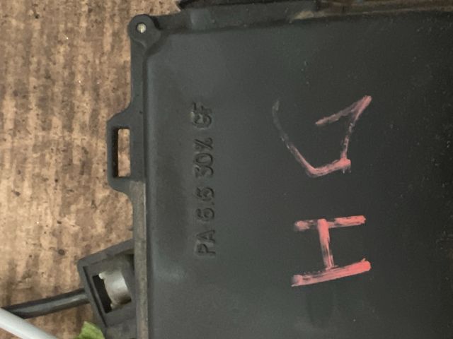 bontott AUDI A6 C5 Jobb hátsó Ajtózár