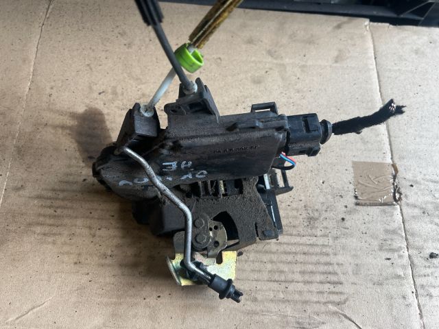 bontott AUDI A6 C5 Jobb hátsó Ajtózár