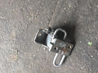 bontott AUDI A6 C5 Jobb hátsó Alsó Zsanér