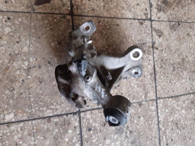 bontott AUDI A6 C5 Jobb hátsó Csonkállvány Kerékaggyal