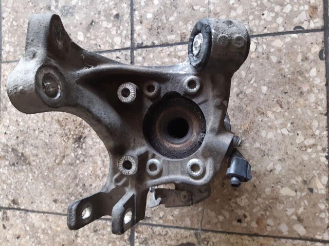 bontott AUDI A6 C5 Jobb hátsó Csonkállvány Kerékaggyal