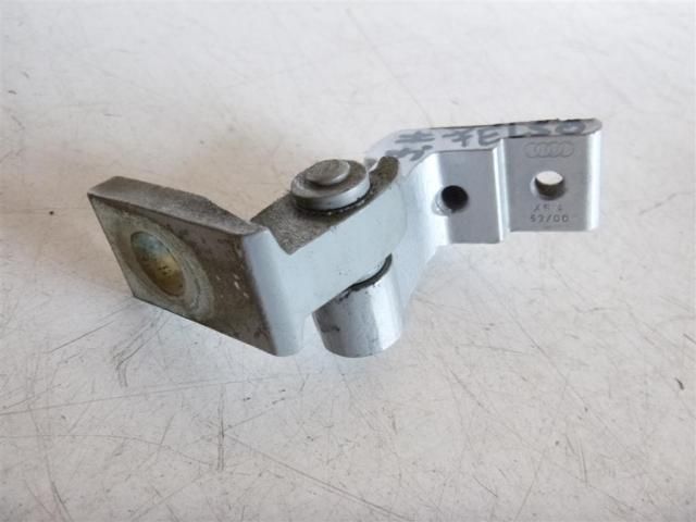 bontott AUDI A6 C5 Jobb hátsó Felső Zsanér