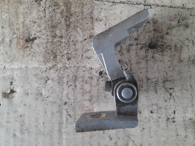 bontott AUDI A6 C5 Jobb hátsó Felső Zsanér