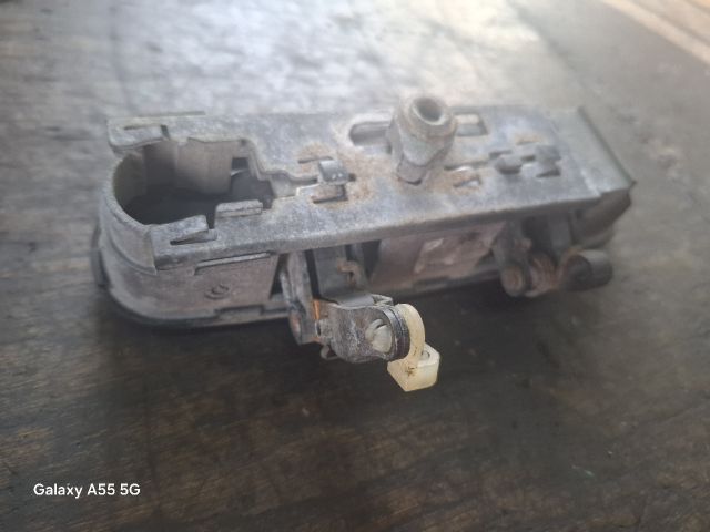 bontott AUDI A6 C5 Jobb hátsó Külső Kilincs