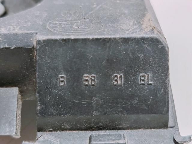 bontott AUDI A6 C5 Jobb Hátsó Lámpa Foglalat