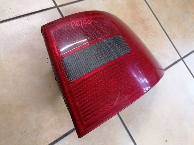bontott AUDI A6 C5 Jobb Hátsó Lámpa