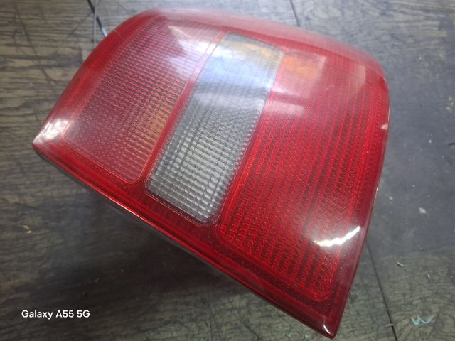 bontott AUDI A6 C5 Jobb Hátsó Lámpa