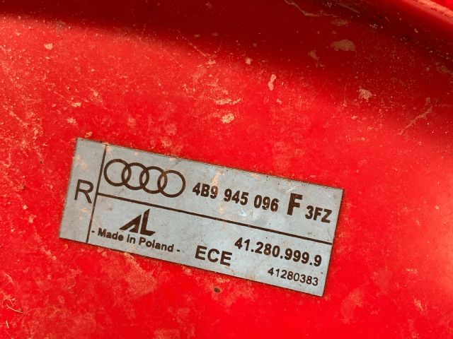 bontott AUDI A6 C5 Jobb Hátsó Lámpa