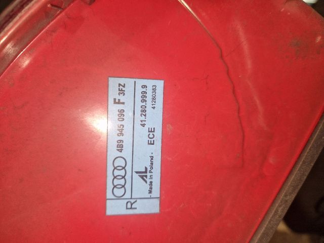 bontott AUDI A6 C5 Jobb Hátsó Lámpa