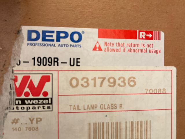 bontott AUDI A6 C5 Jobb Hátsó Lámpa