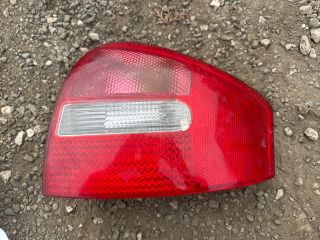 bontott AUDI A6 C5 Jobb Hátsó Lámpa