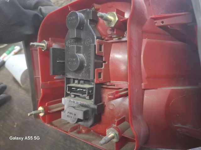 bontott AUDI A6 C5 Jobb Hátsó Lámpa