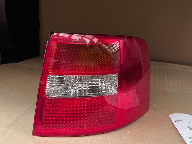 bontott AUDI A6 C5 Jobb Hátsó Lámpa