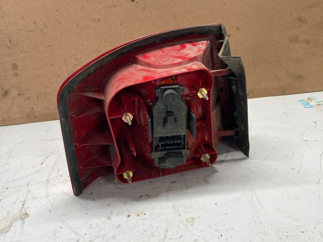 bontott AUDI A6 C5 Jobb Hátsó Lámpa