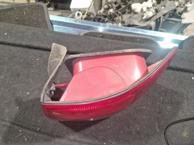 bontott AUDI A6 C5 Jobb Hátsó Lámpa