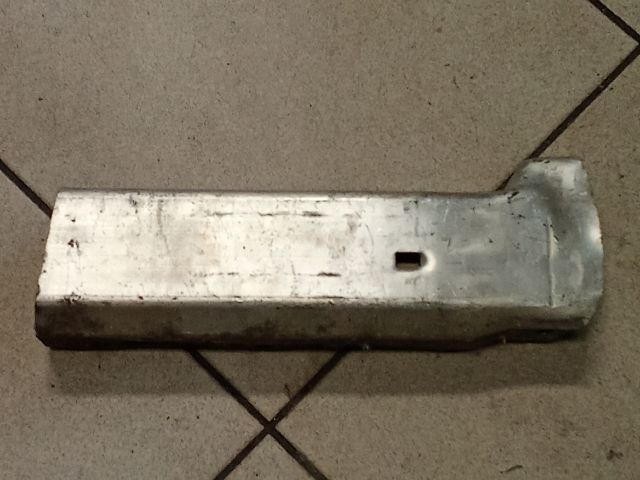 bontott AUDI A6 C5 Jobb hátsó Lökhárító Merevítő (Fém)