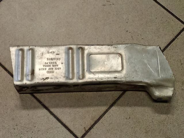 bontott AUDI A6 C5 Jobb hátsó Lökhárító Merevítő (Fém)