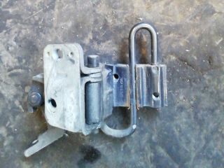 bontott AUDI A6 C5 Jobb hátsó Zsanér