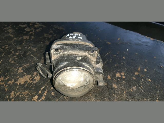 bontott AUDI A6 C5 Jobb Ködfényszóró