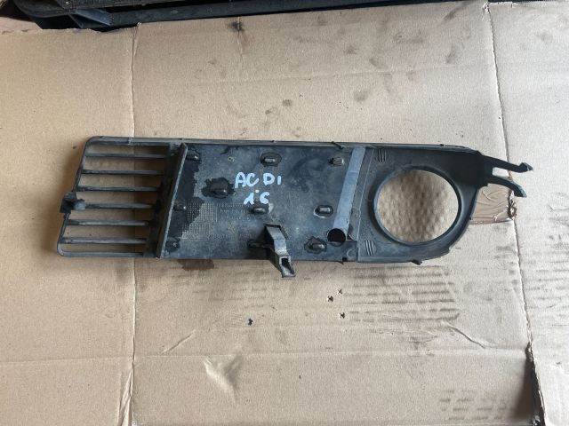 bontott AUDI A6 C5 Jobb Ködlámpa Rács