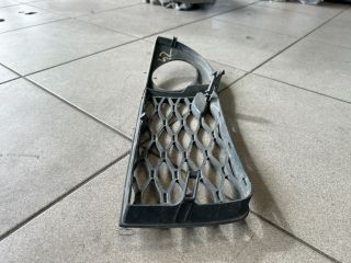 bontott AUDI A6 C5 Jobb Ködlámpa Rács