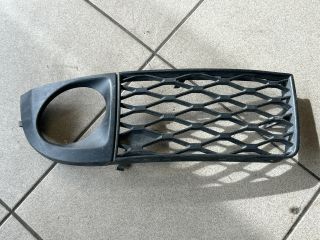 bontott AUDI A6 C5 Jobb Ködlámpa Rács