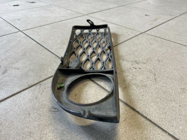 bontott AUDI A6 C5 Jobb Ködlámpa Rács