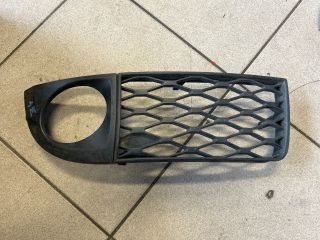 bontott AUDI A6 C5 Jobb Ködlámpa Rács