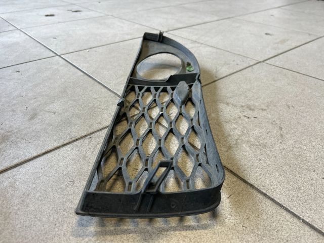 bontott AUDI A6 C5 Jobb Ködlámpa Rács