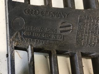 bontott AUDI A6 C5 Jobb Ködlámpa Rács