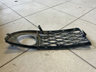 bontott AUDI A6 C5 Jobb Ködlámpa Rács