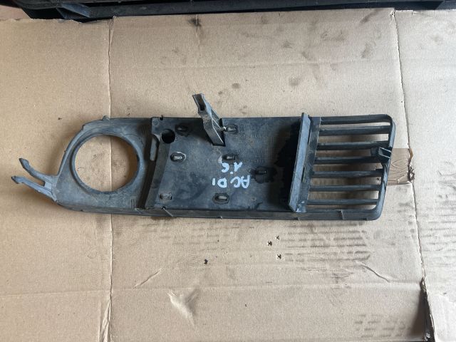 bontott AUDI A6 C5 Jobb Ködlámpa Rács