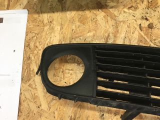 bontott AUDI A6 C5 Jobb Ködlámpa Rács