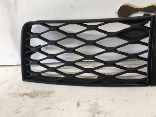 bontott AUDI A6 C5 Jobb Ködlámpa Rács