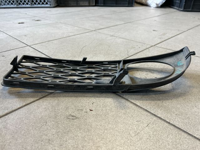 bontott AUDI A6 C5 Jobb Ködlámpa Rács