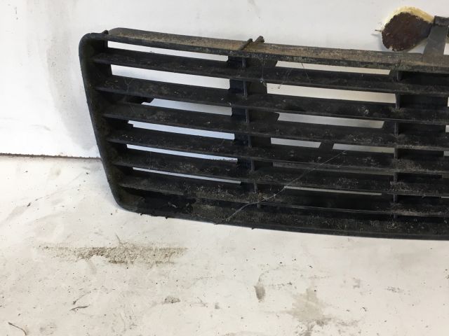 bontott AUDI A6 C5 Jobb Ködlámpa Rács