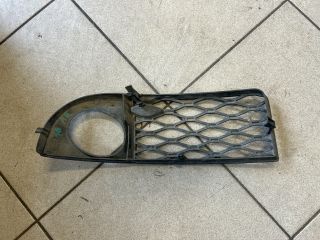 bontott AUDI A6 C5 Jobb Ködlámpa Rács