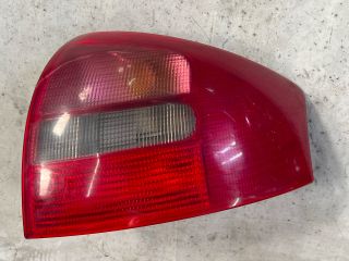 bontott AUDI A6 C5 Jobb Külső Hátsó Lámpa