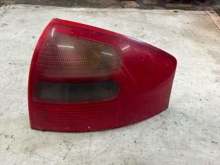 bontott AUDI A6 C5 Jobb Külső Hátsó Lámpa