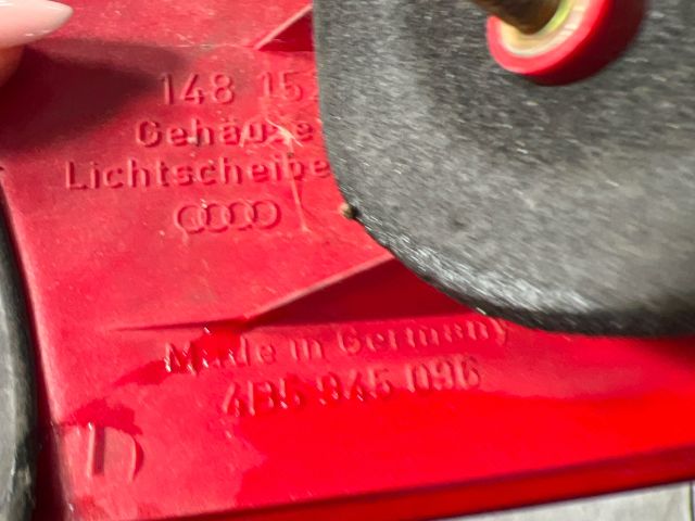 bontott AUDI A6 C5 Jobb Külső Hátsó Lámpa