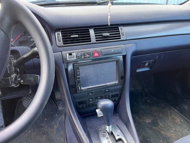 bontott AUDI A6 C5 Jobb Napellenző