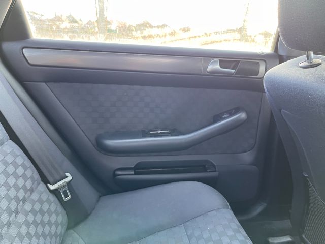 bontott AUDI A6 C5 Jobb Napellenző