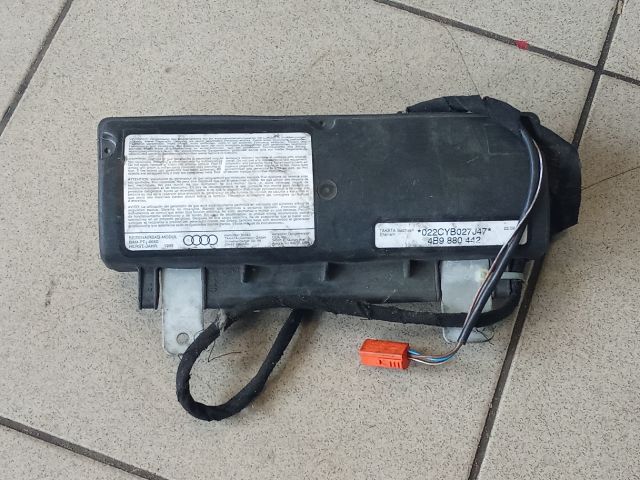 bontott AUDI A6 C5 Jobb Oldallégzsák