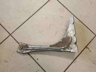 bontott AUDI A6 C5 Jobb Sárvédő Oldaltartó