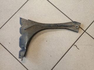 bontott AUDI A6 C5 Jobb Sárvédő Oldaltartó