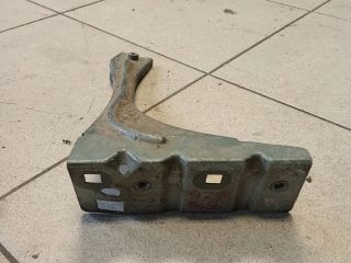 bontott AUDI A6 C5 Jobb Sárvédő Oldaltartó