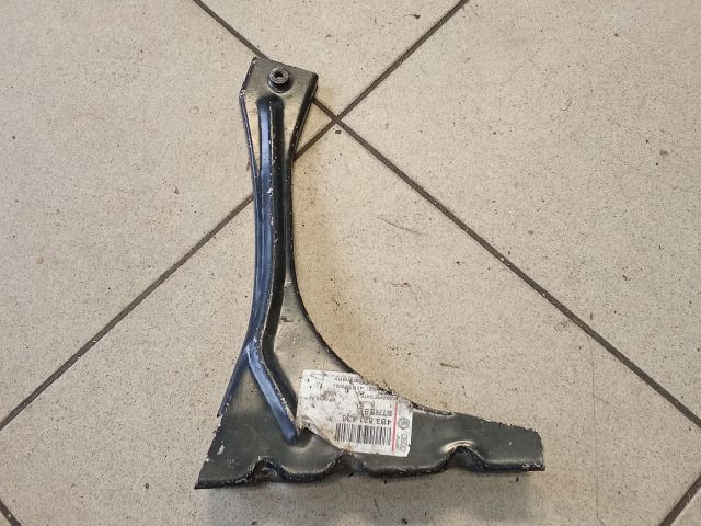 bontott AUDI A6 C5 Jobb Sárvédő Oldaltartó